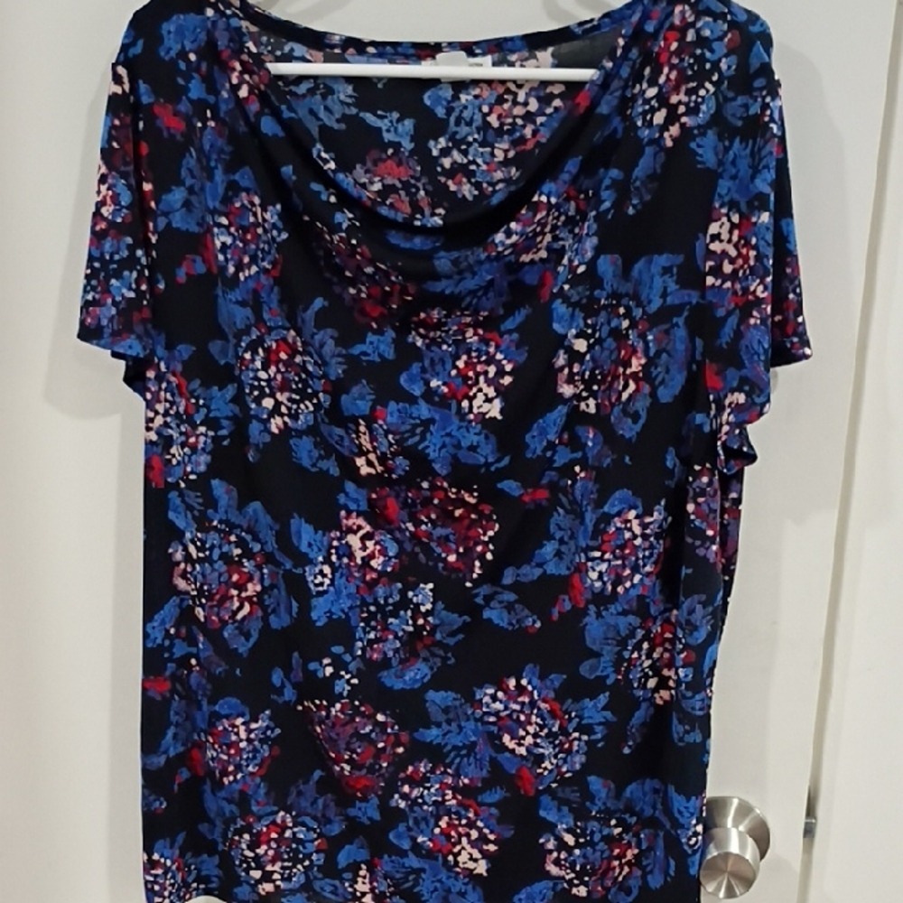 Chic Floral Women's Blouse in Blue and Black